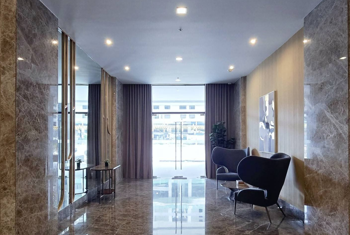 Cirrus Bridgetown by Robinson Land at East Rodriguez Jr. Avenue Spanning Quezon City and Pasig